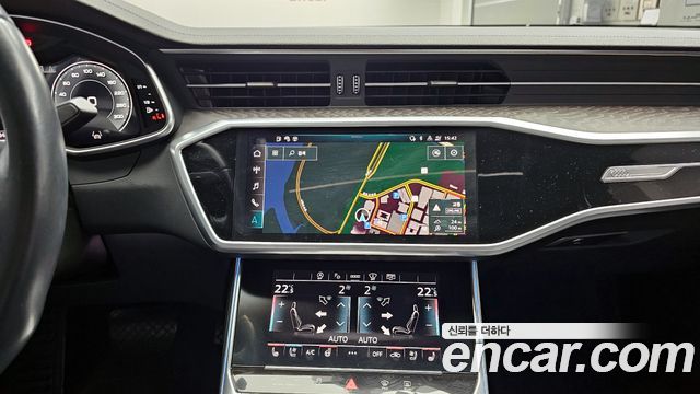 Audi A6 2021 — photo 20