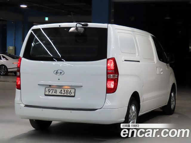 Hyundai Starex 2017 — photo 4