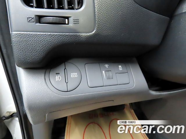 Hyundai Starex 2017 — photo 15