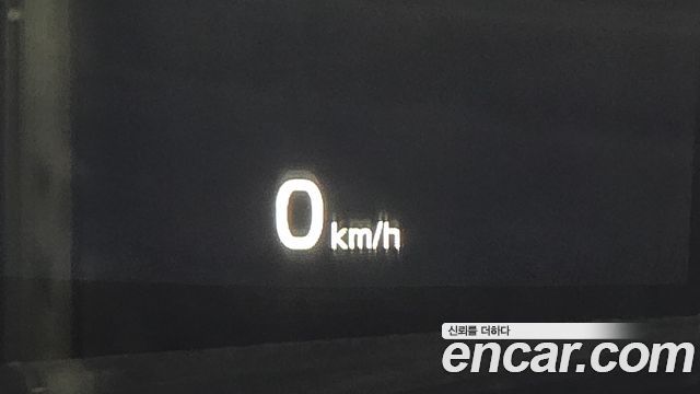 Kia K7 2018 — photo 15