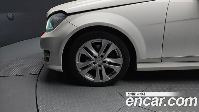 Mercedes-Benz C-Class 2013 — photo 5