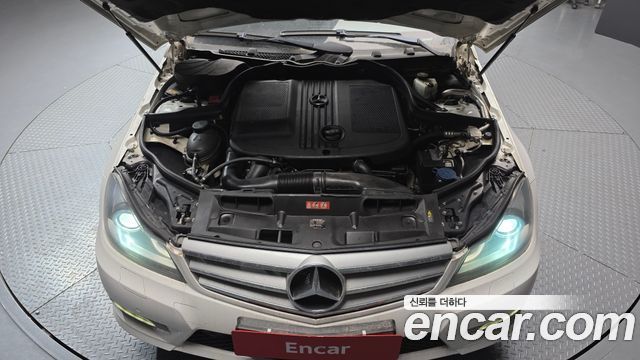 Mercedes-Benz C-Class 2013 — photo 6