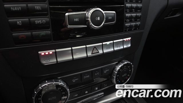 Mercedes-Benz C-Class 2013 — photo 18