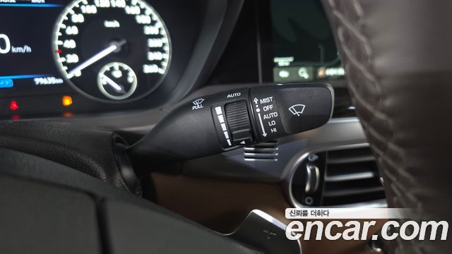 Genesis G90 2019 — photo 18