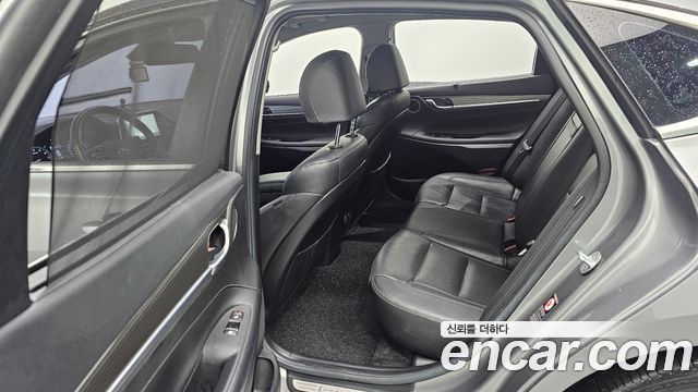 Hyundai Grandeur 2018 — photo 12