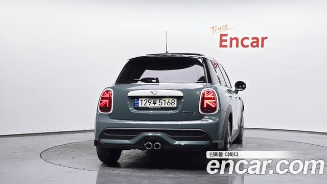 Mini Cooper 2023 — photo 4