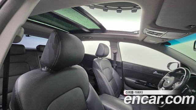 Kia Sportage 2017 — photo 11