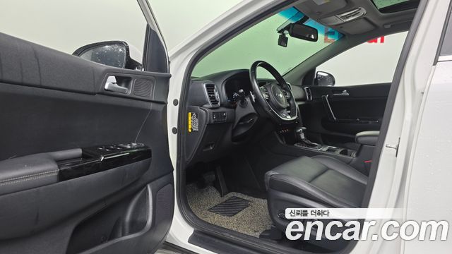 Kia Sportage 2017 — photo 12