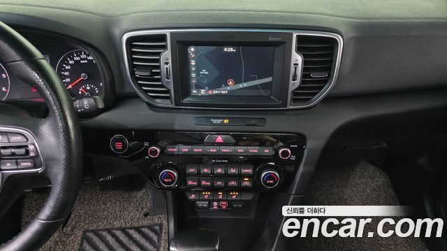 Kia Sportage 2017 — photo 15