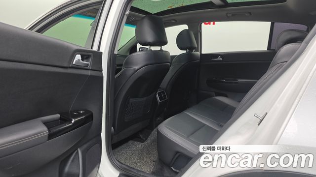 Kia Sportage 2017 — photo 17