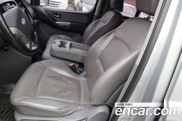 Hyundai Starex 2016 — photo 8