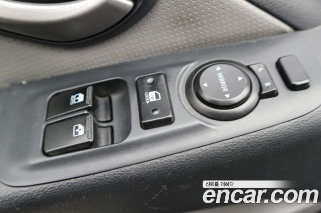 Hyundai Starex 2016 — photo 10