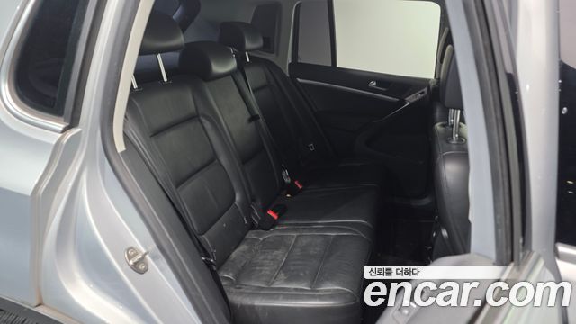 Volkswagen Tiguan 2014 — photo 12