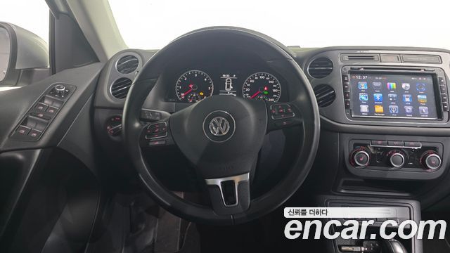 Volkswagen Tiguan 2014 — photo 13