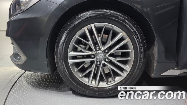 Hyundai Grandeur 2017 — photo 5