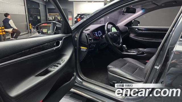 Hyundai Grandeur 2017 — photo 10