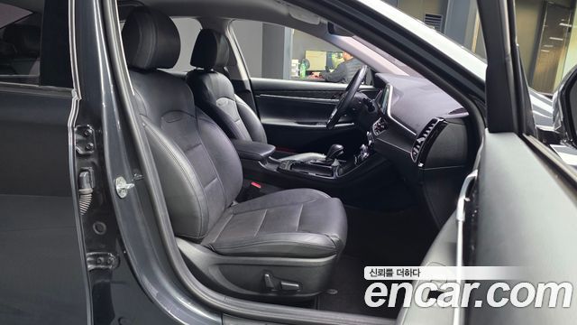 Hyundai Grandeur 2017 — photo 11