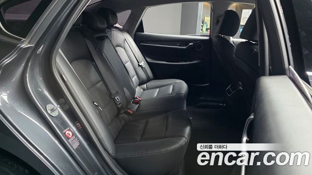 Hyundai Grandeur 2017 — photo 12