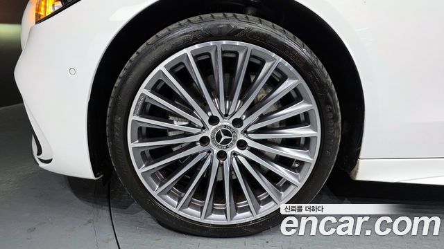 Mercedes-Benz C-Class 2022 — photo 5