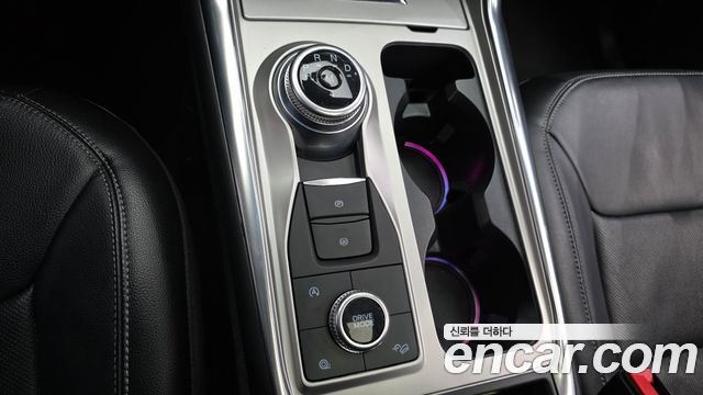Ford Explorer 2020 — photo 9
