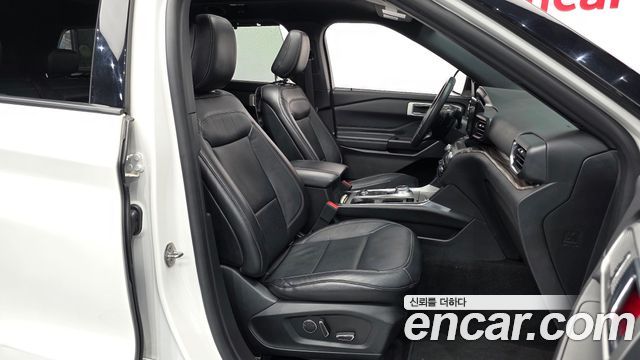 Ford Explorer 2020 — photo 10