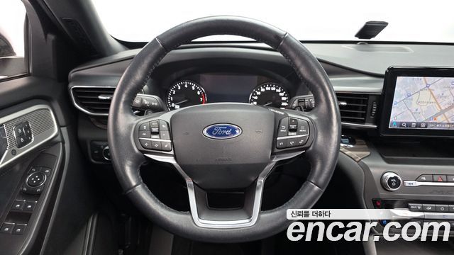 Ford Explorer 2020 — photo 13