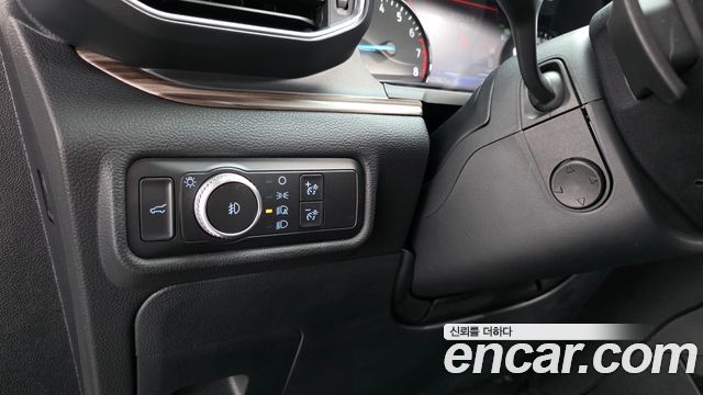 Ford Explorer 2020 — photo 18