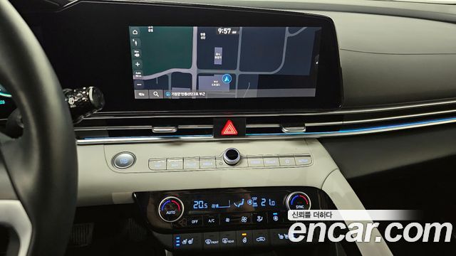 Hyundai AVANTE 2022 — photo 19