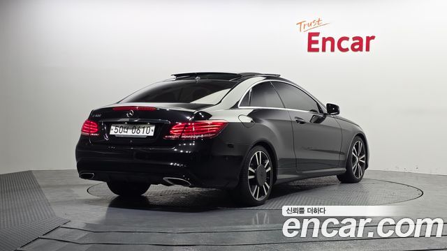 Mercedes-Benz E-Class 2016 — photo 2
