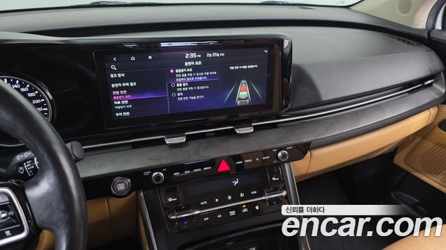 Kia Canival 2023 — photo 14