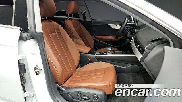 Audi A5 2021 — photo 10
