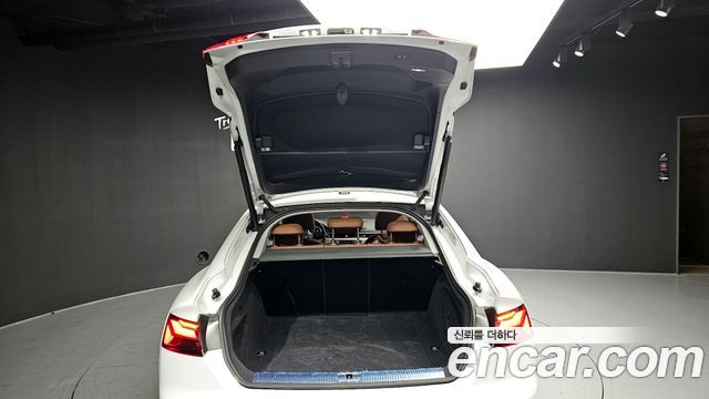 Audi A5 2021 — photo 20