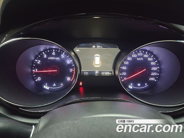 Kia Canival 2020 — photo 12