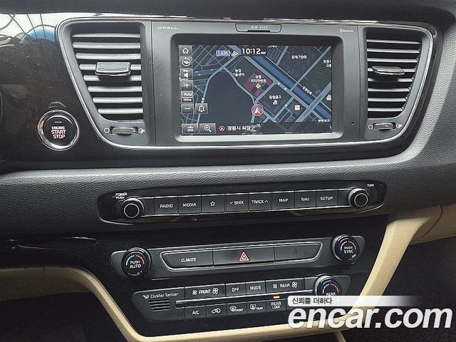 Kia Canival 2020 — photo 13