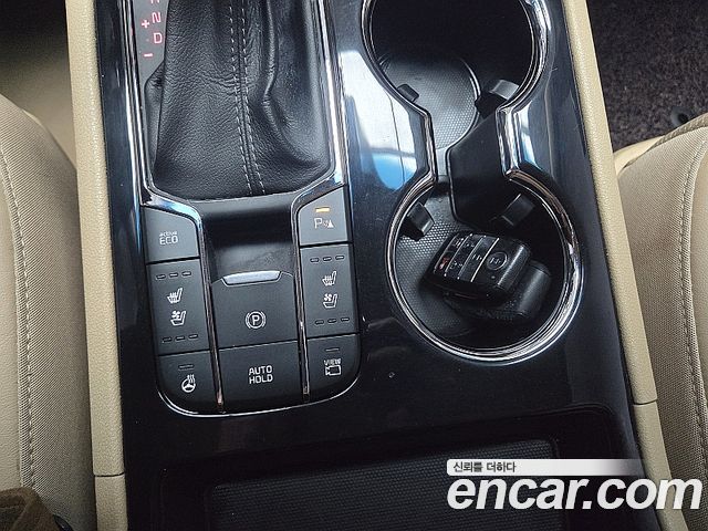 Kia Canival 2020 — photo 14