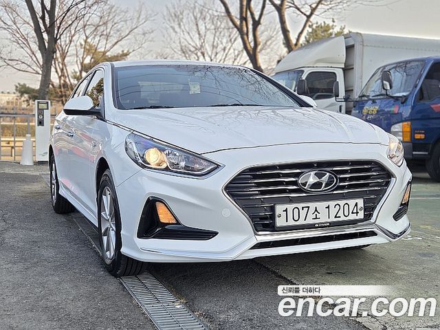Hyundai Sonata 2019 — photo 1