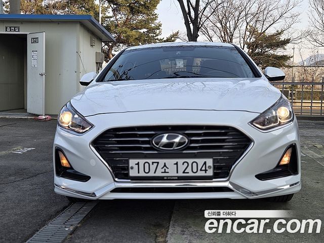 Hyundai Sonata 2019 — photo 16