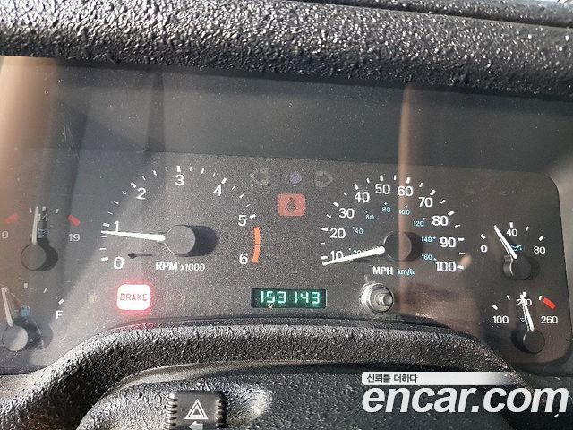 Jeep Wrangler 1997 — photo 7