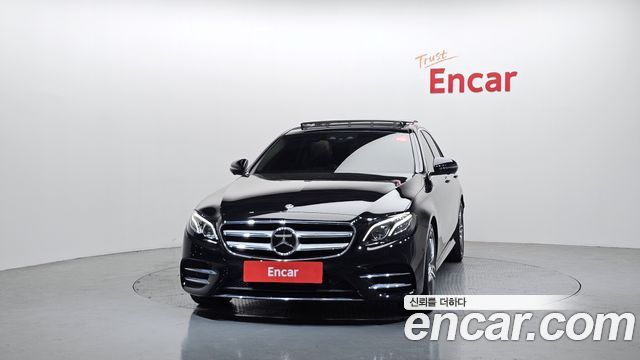 Mercedes-Benz E-Class 2020 — photo 3