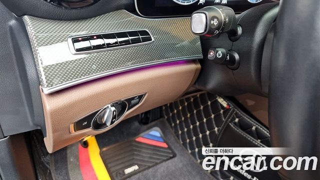 Mercedes-Benz E-Class 2020 — photo 14