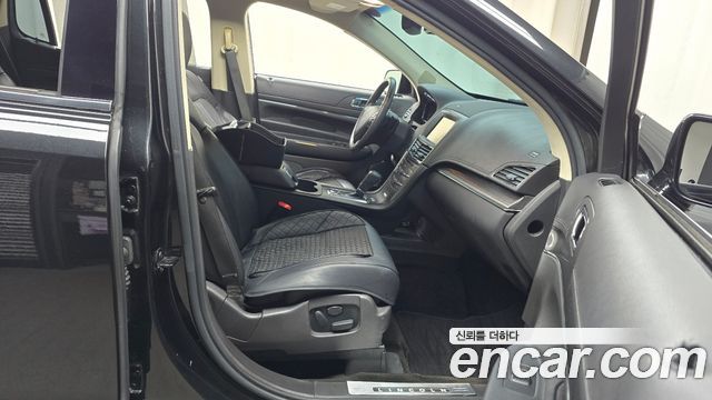 Lincoln MKT 2014 — photo 11