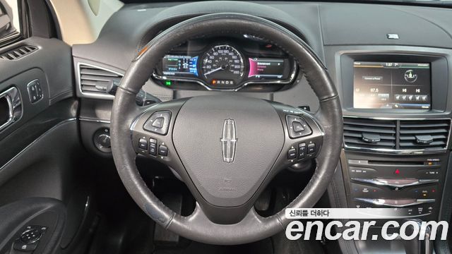 Lincoln MKT 2014 — photo 13