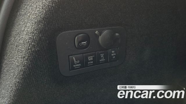 Lincoln MKT 2014 — photo 20