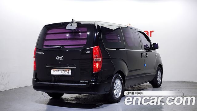 Hyundai Starex 2019 — photo 2
