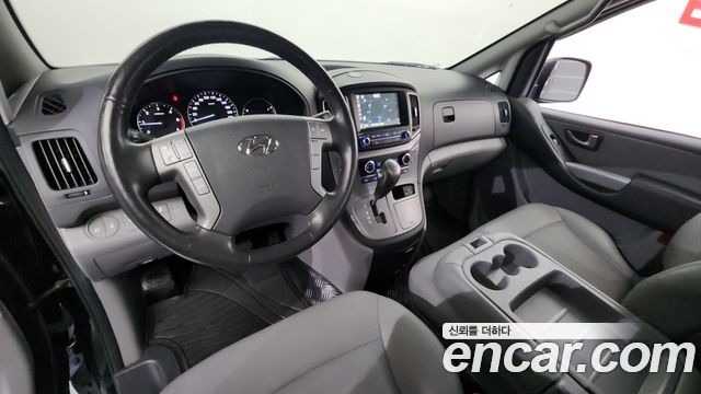 Hyundai Starex 2019 — photo 7