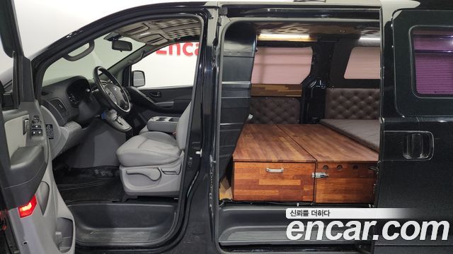 Hyundai Starex 2019 — photo 11
