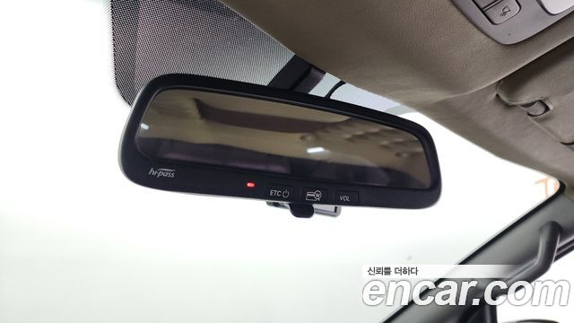 Hyundai Starex 2019 — photo 16