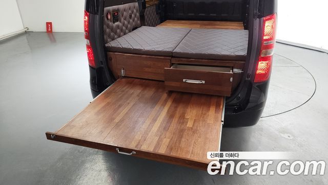 Hyundai Starex 2019 — photo 19