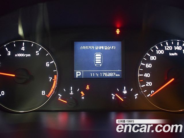 Kia K7 2014 — photo 12