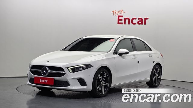 Mercedes-Benz A-Class 2020 — photo 1